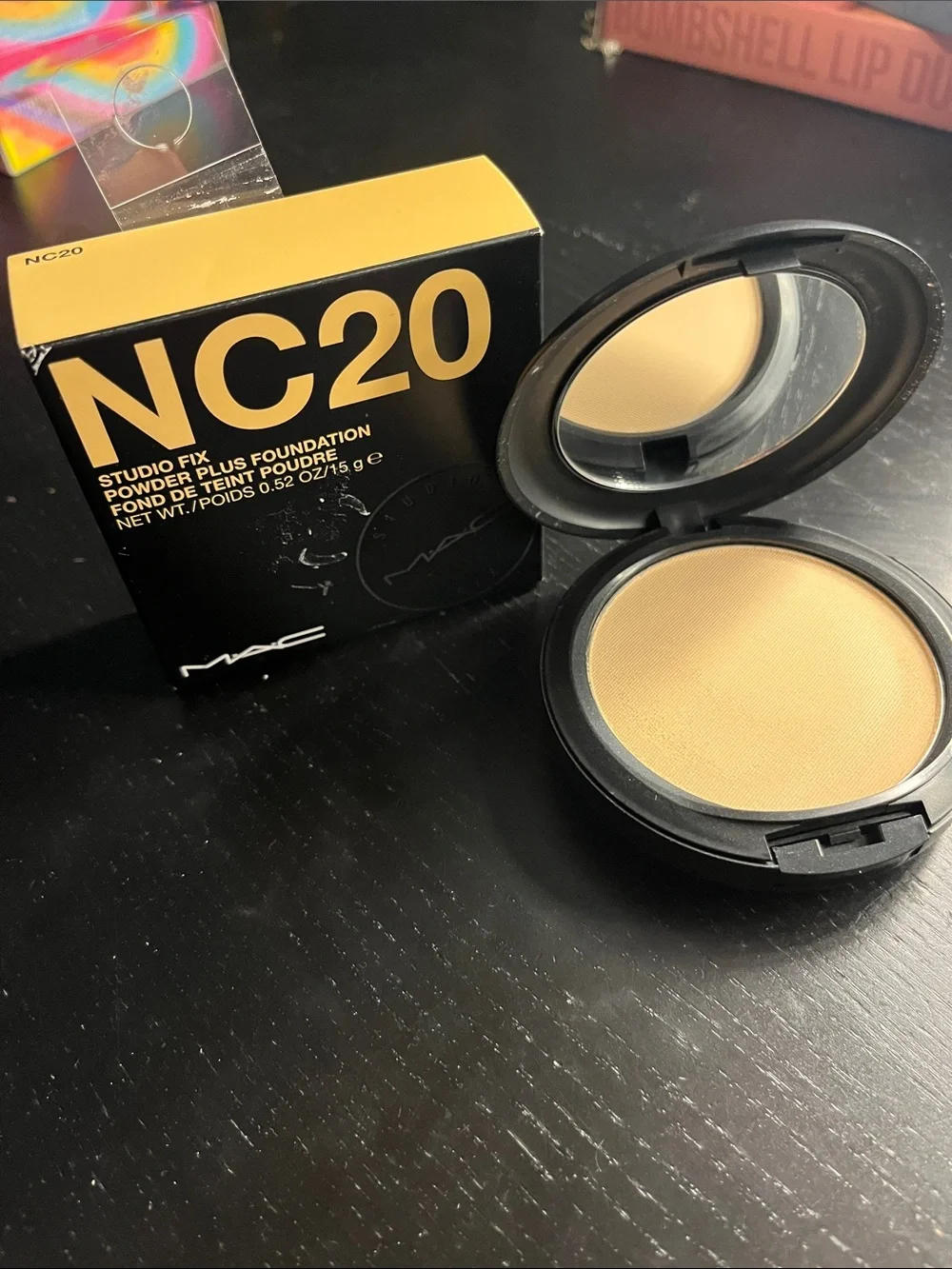 MAC Cosmetics Studio Fix Powder Plus Foundation Compact - NC20 Light Beige